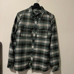 Men Shirt Flannel Small (elegant shirt)